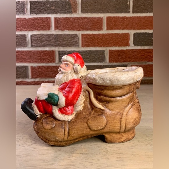 Vintage Artmark’s Christmas Santa w/Book Sitting on Ceramic Boot Shoe Planter - Picture 2 of 11